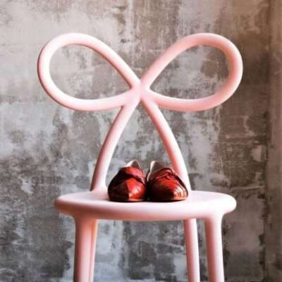 qeeboo_ribbon chair1